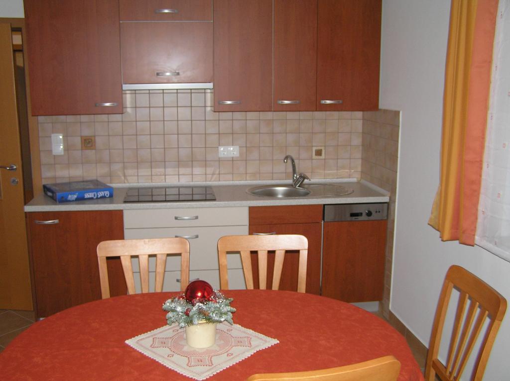 Apartmaji Mlinar Apartment *